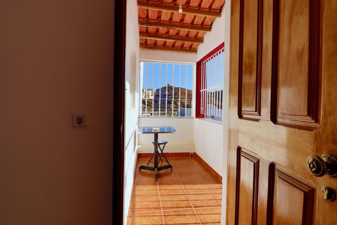 Residencial Che Guevara Bed & Breakfast ミンデロ エクステリア 写真