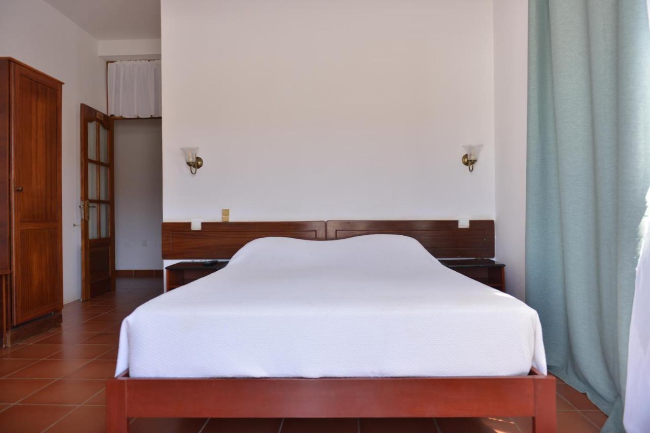 Residencial Che Guevara Bed & Breakfast ミンデロ エクステリア 写真
