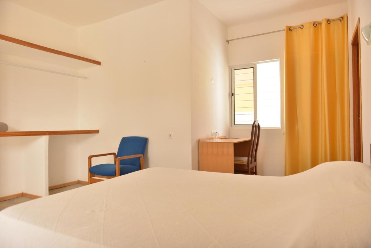 Residencial Che Guevara Bed & Breakfast ミンデロ エクステリア 写真
