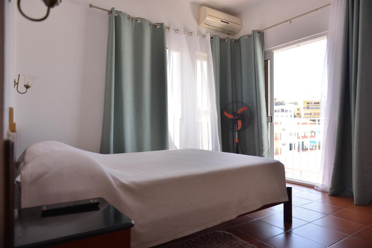 Residencial Che Guevara Bed & Breakfast ミンデロ エクステリア 写真