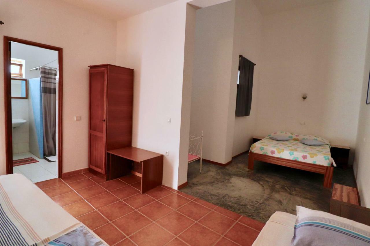 Residencial Che Guevara Bed & Breakfast ミンデロ エクステリア 写真